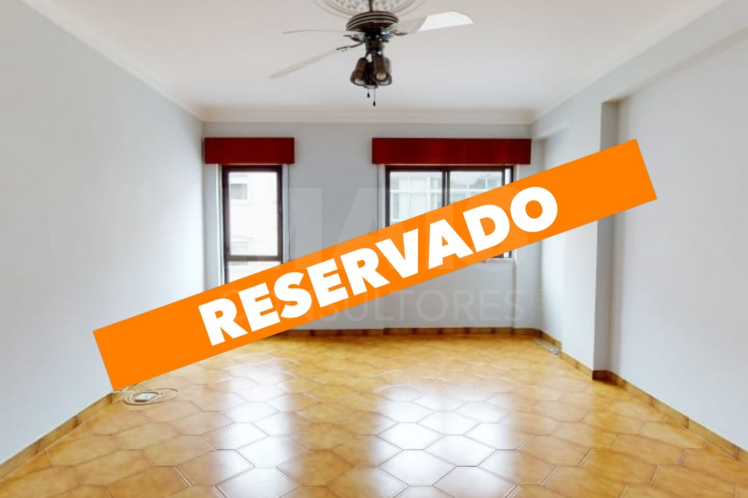 Apartamento T2 Em Alverca Do Ribatejo MaisConsultores