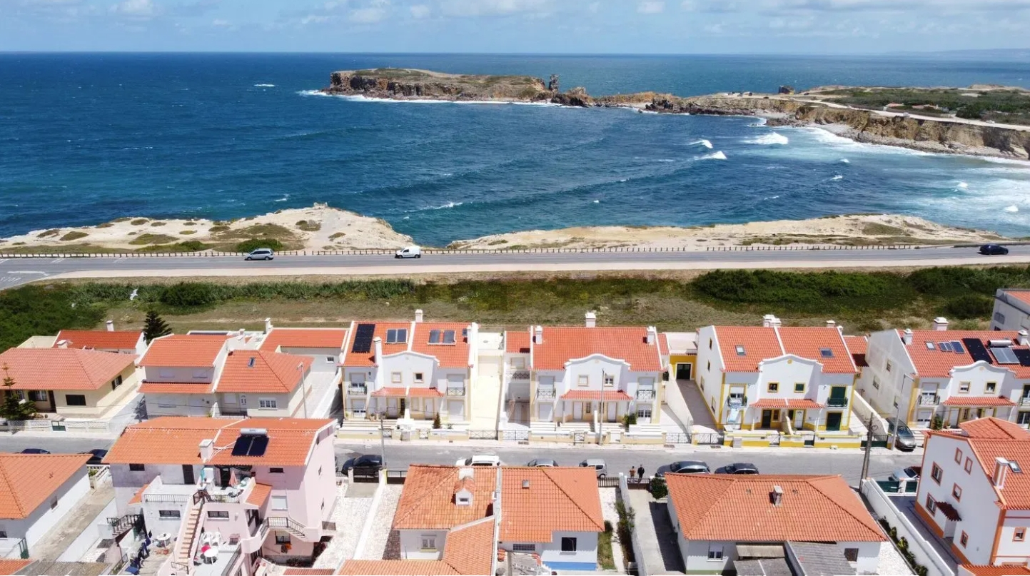 3 bedroom villa with huge basement - Peniche | Sea view