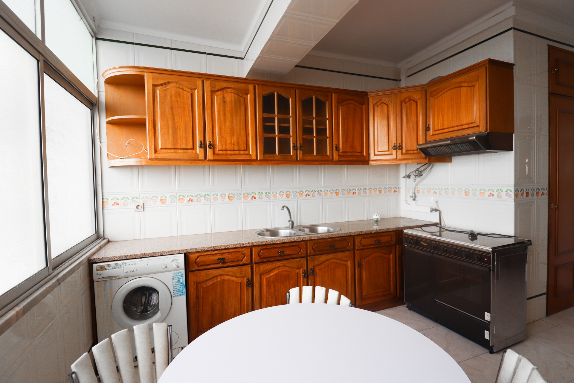 Excellent 4-bedroom apartment with elevator in Alverca