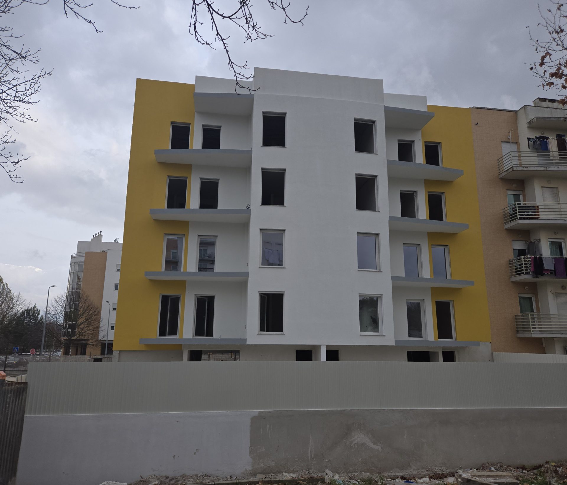 Excelente Apartamento T3 – Urbanização Quinta da Flamenga