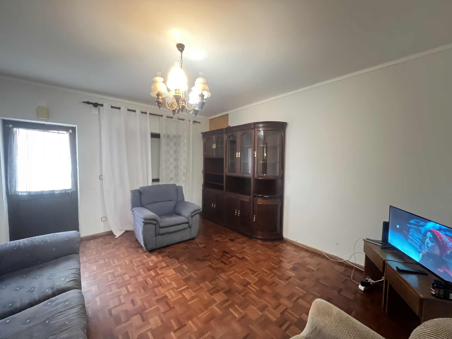 Apartamento com Quintal