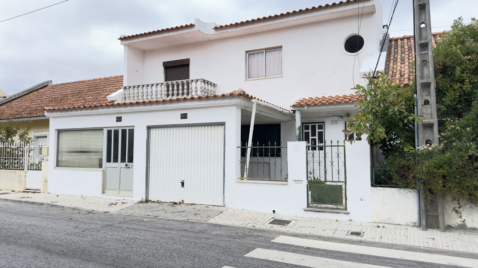 House 3 Bedrooms + 3 Bath in Alcabideche - Cascais