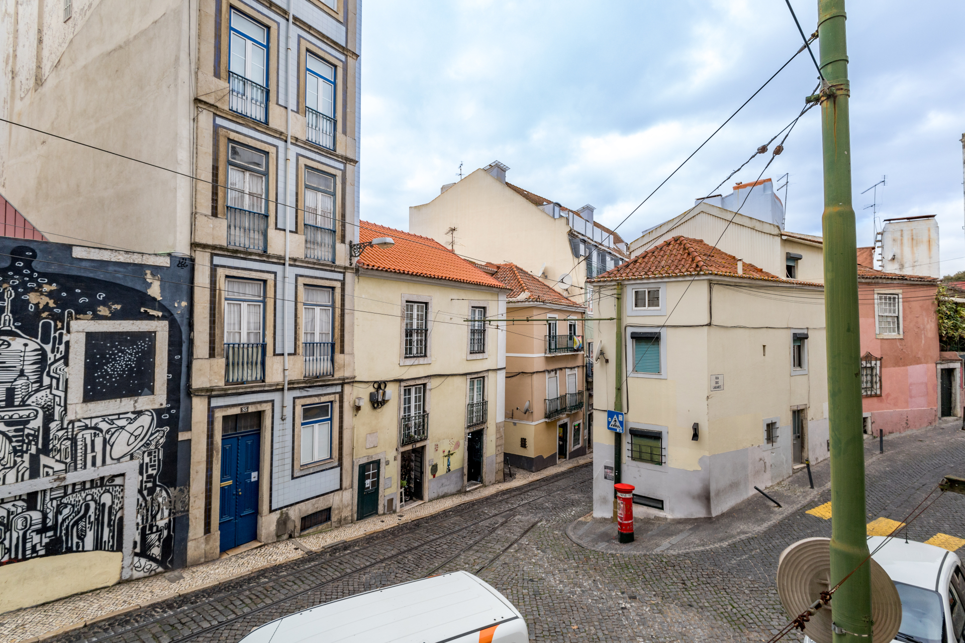 Apartamento T1 na Calçada de Santo André - Graça/Lisboa