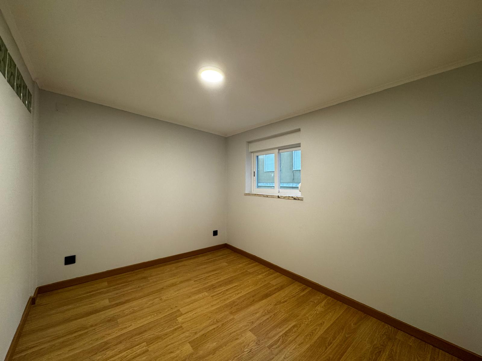 Apartamento T1+2 totalmente remodelado