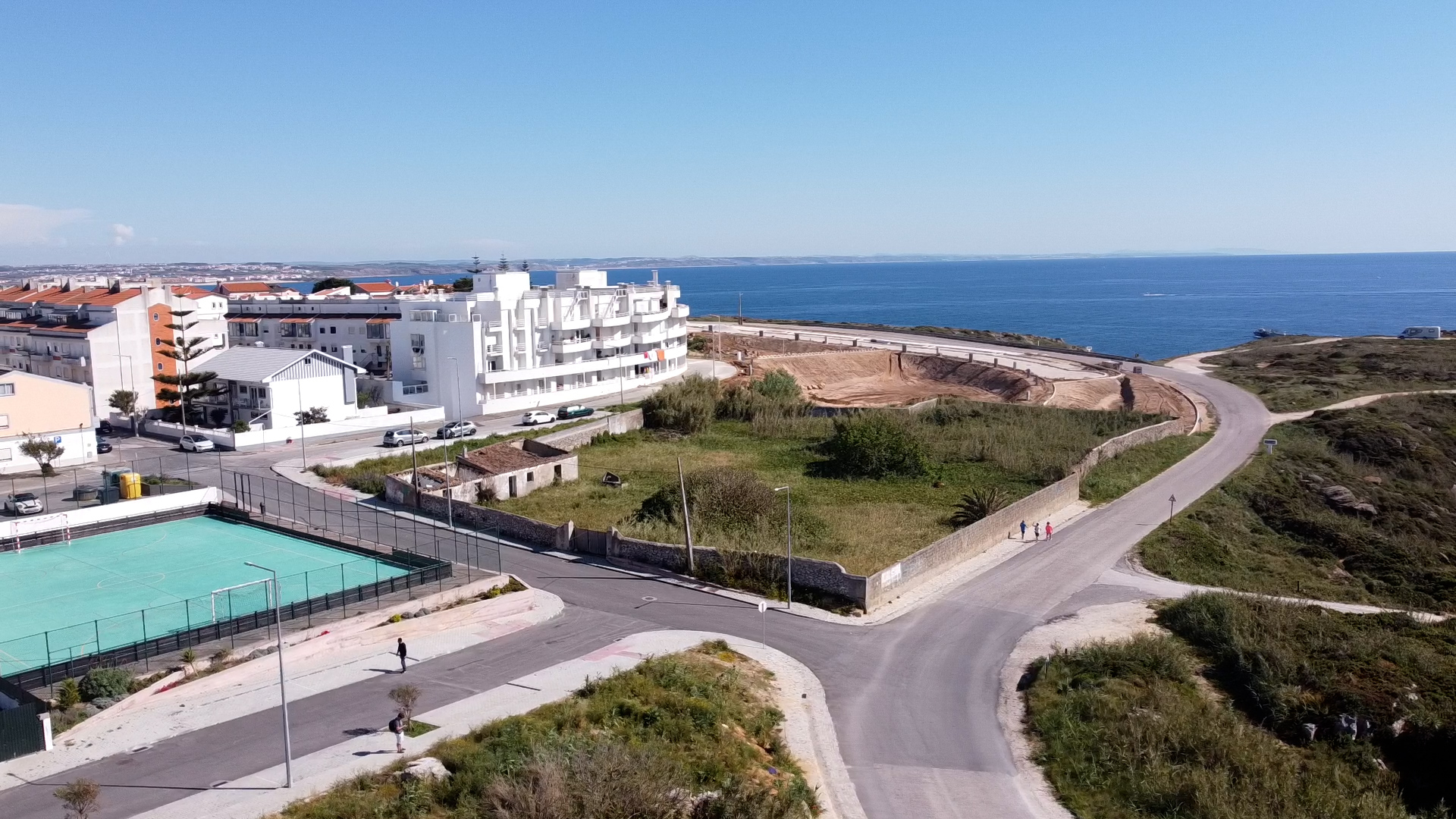 Terreno de 3.600m2 na Marginal de Peniche Vista Mar