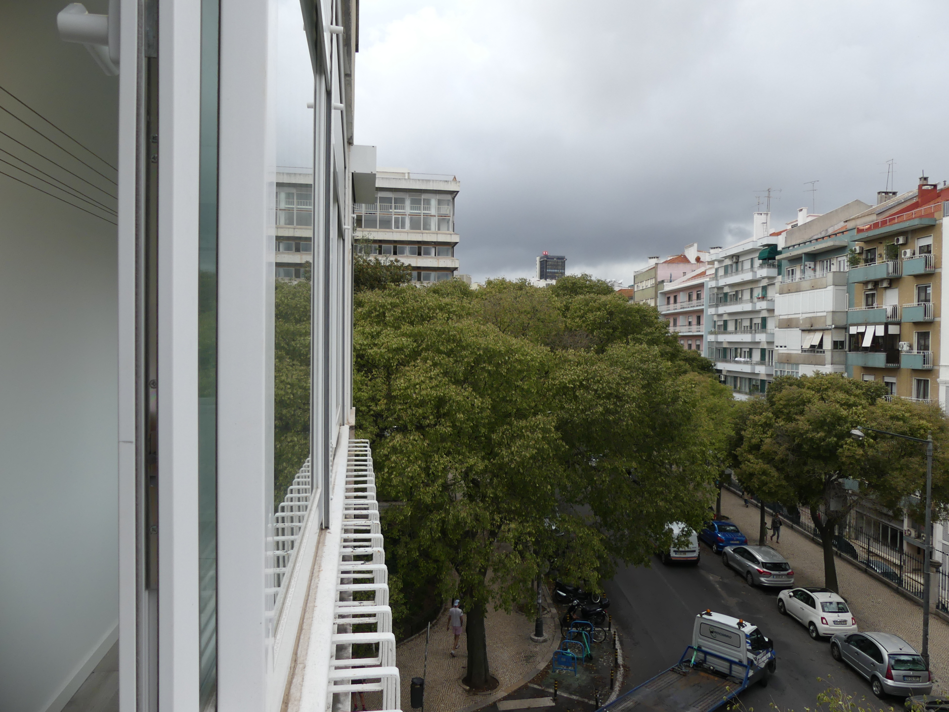 T1 - Arroios Lisboa - Em Frente ao Jardim Constantino.