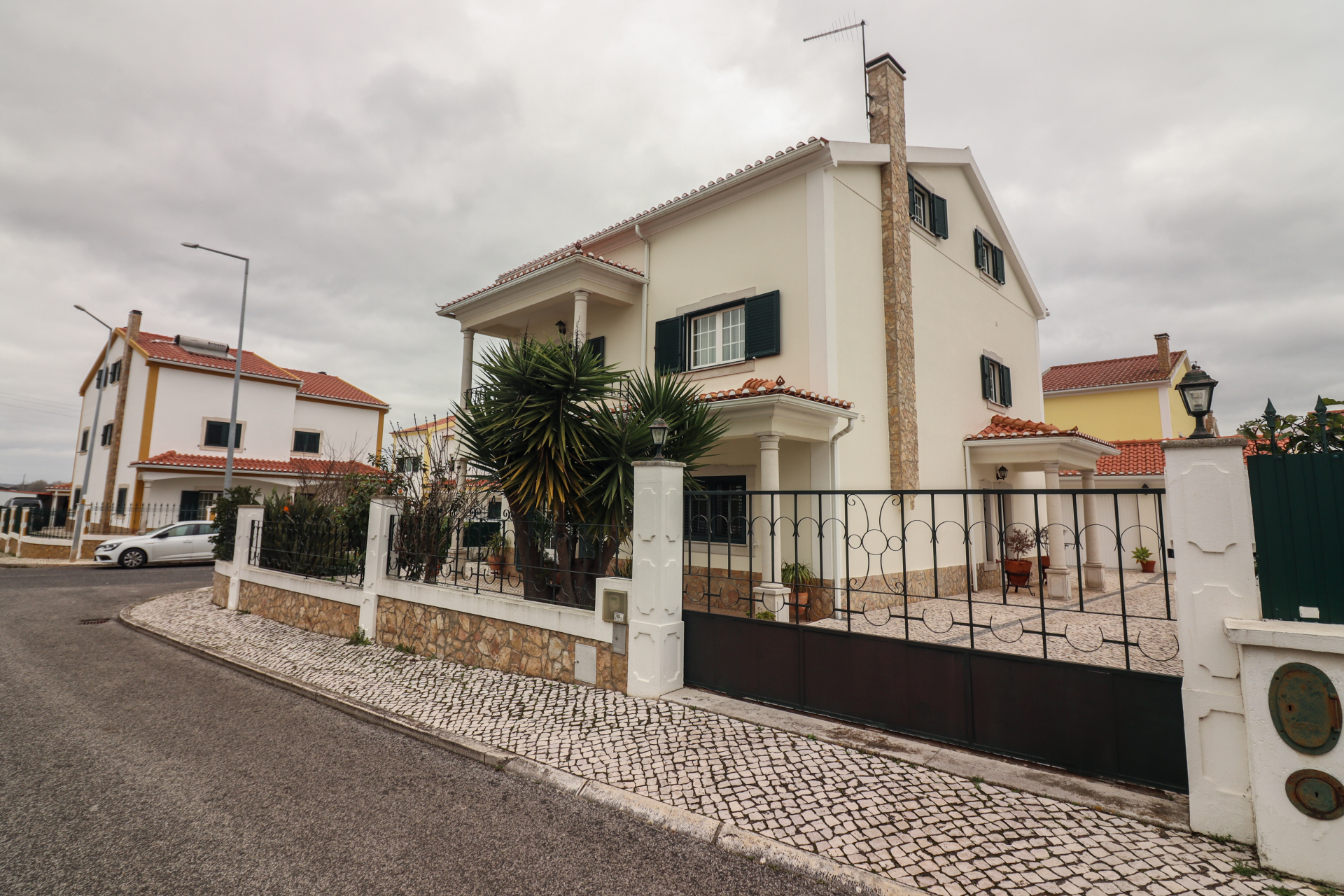 Moradia T3+2, nos Casais Novos (Quinta da Almadia), Alenquer