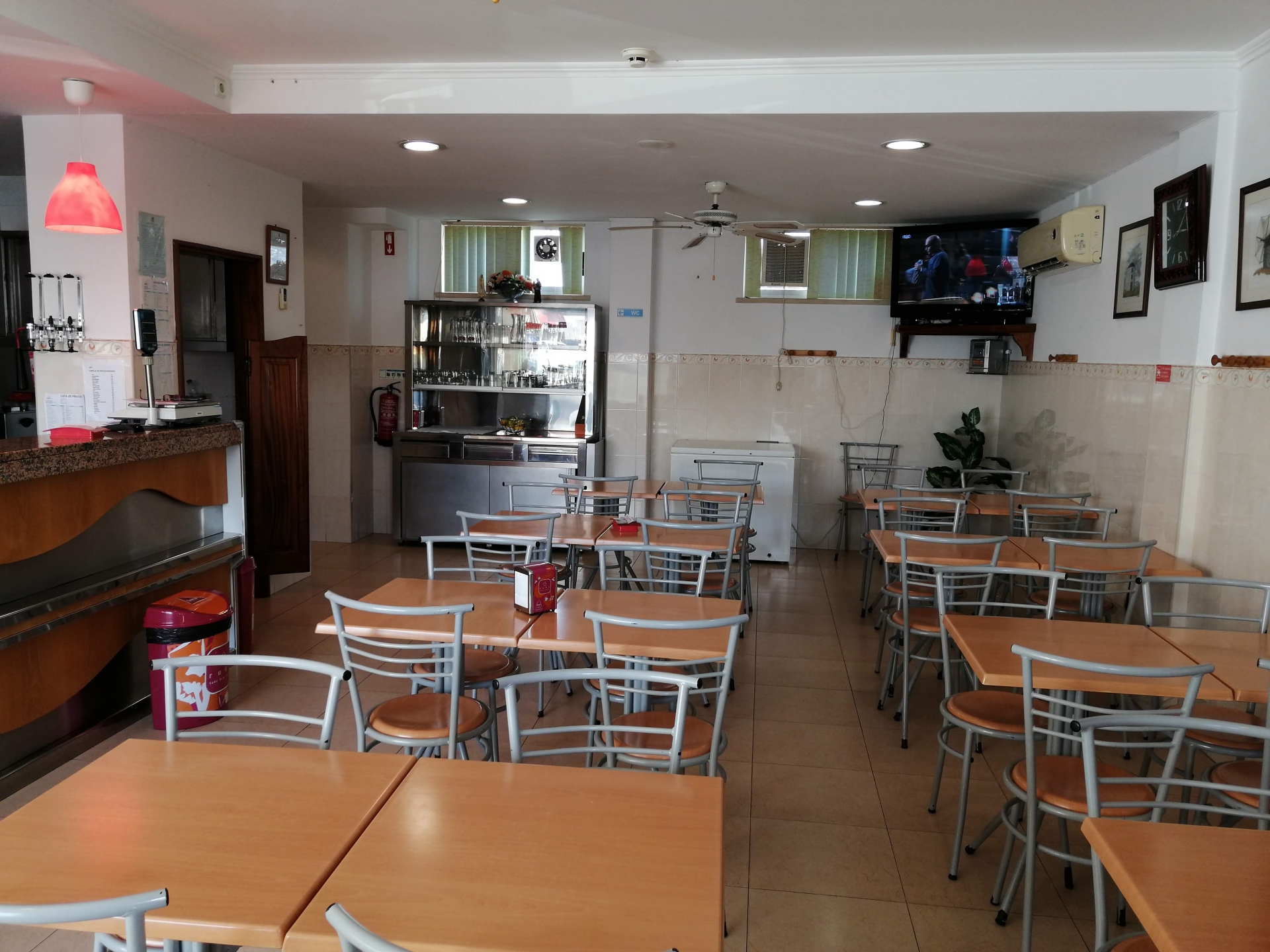 Café e restaurante em Bucelas