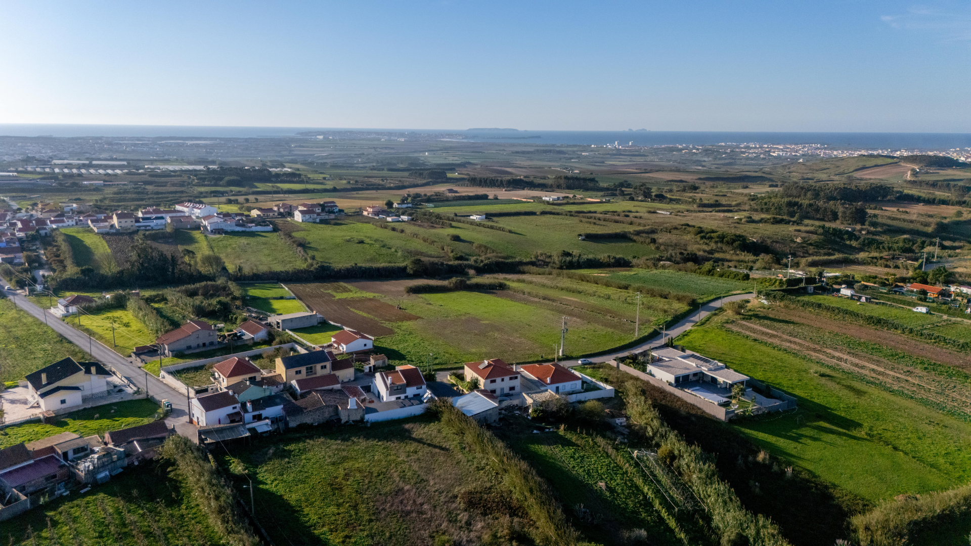 Plot for construction of 2 four-bedroom houses - PROJECT APPROVED