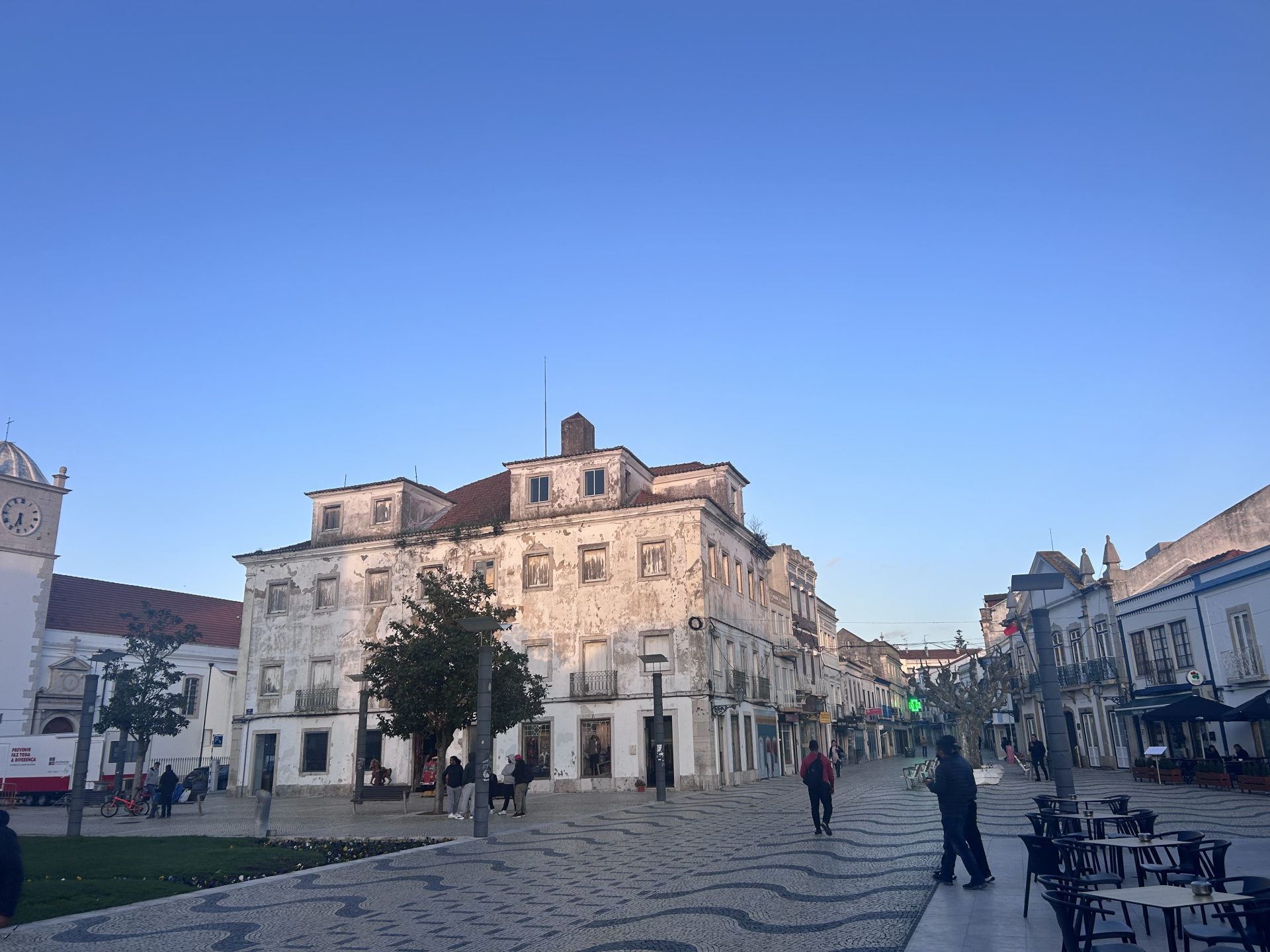 Prédio - Hotel Montijo -Projeto aprovado