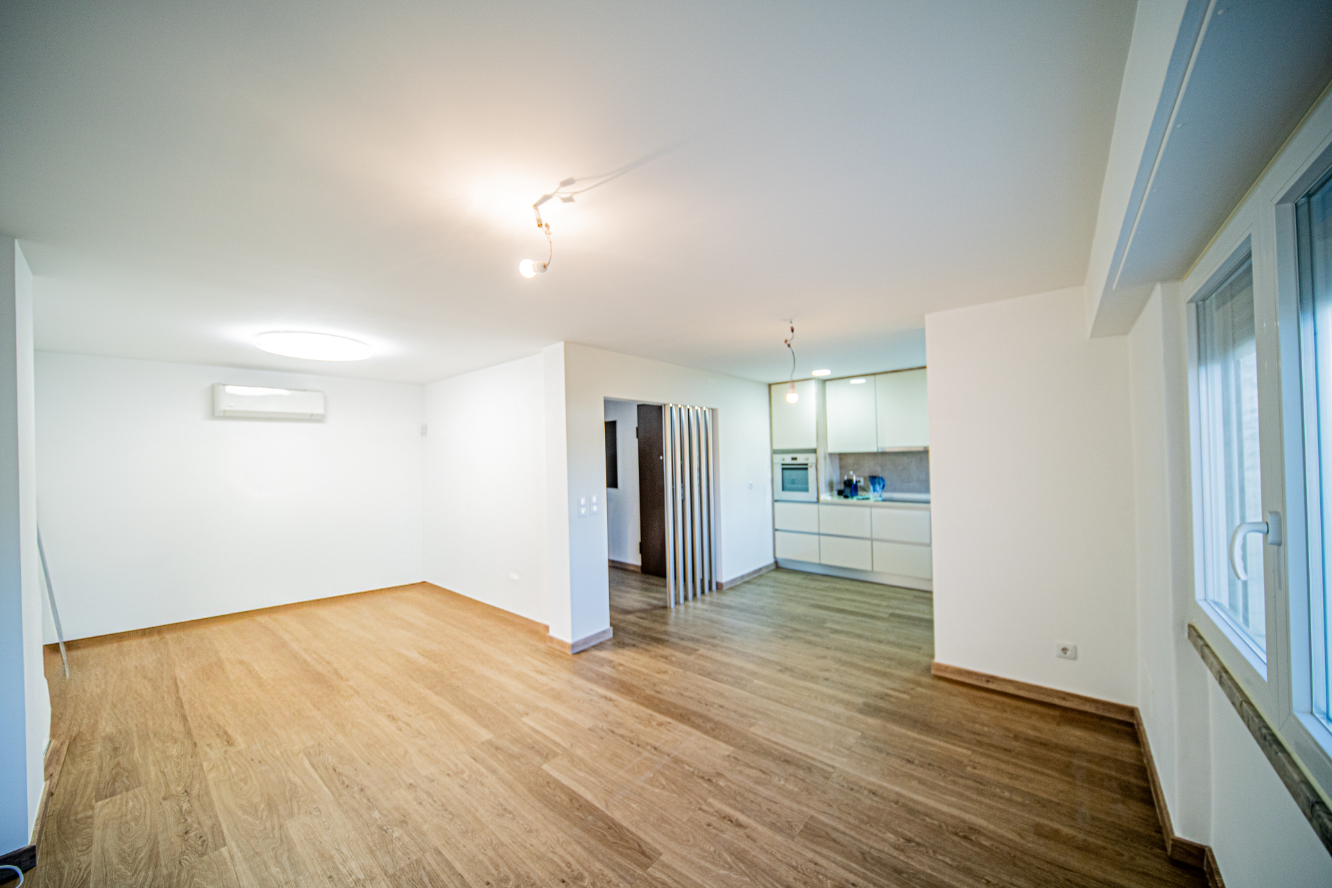 Apartamento T3 transformado em T2 Remodelado