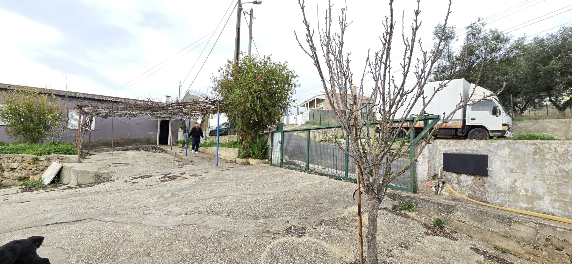 Terreno Urbano Com Muito Potencial em Montachique