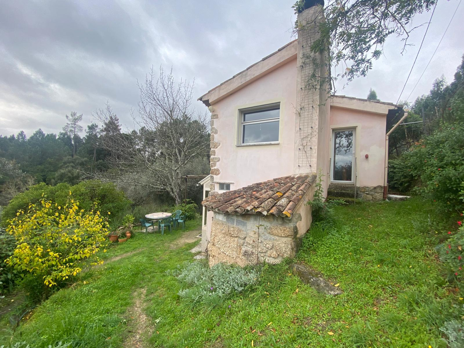 Detached farmhouse with land in Póvoa de Midões, Tábua