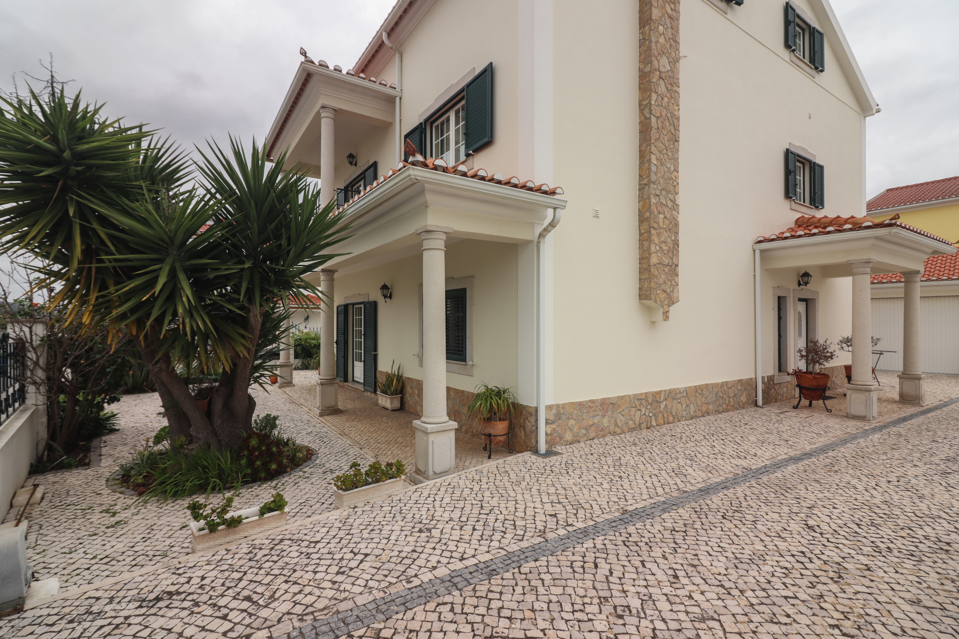 Moradia T3+2, nos Casais Novos (Quinta da Almadia), Alenquer