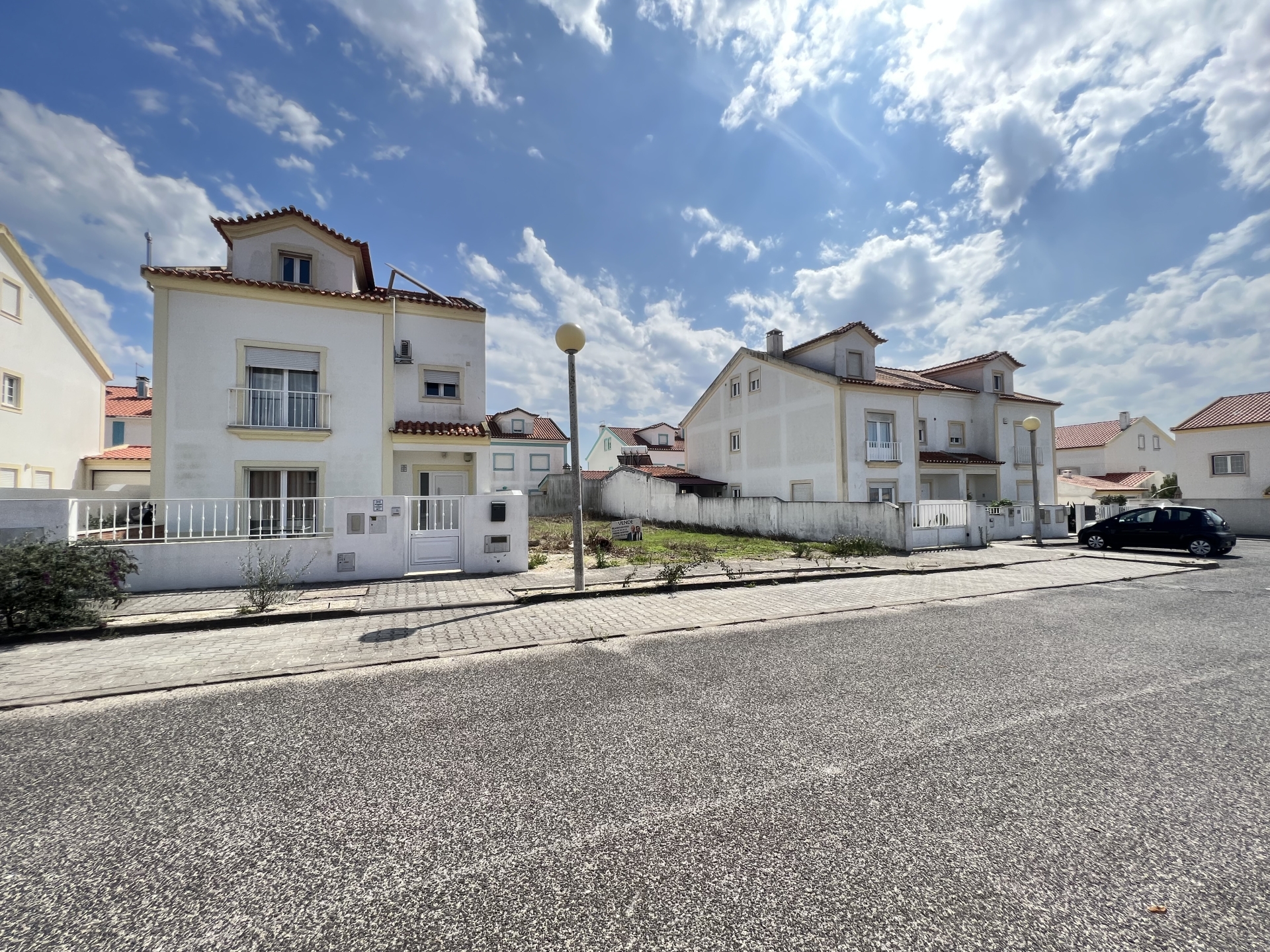 Terreno para Construção com Vista para o Pôr do Sol