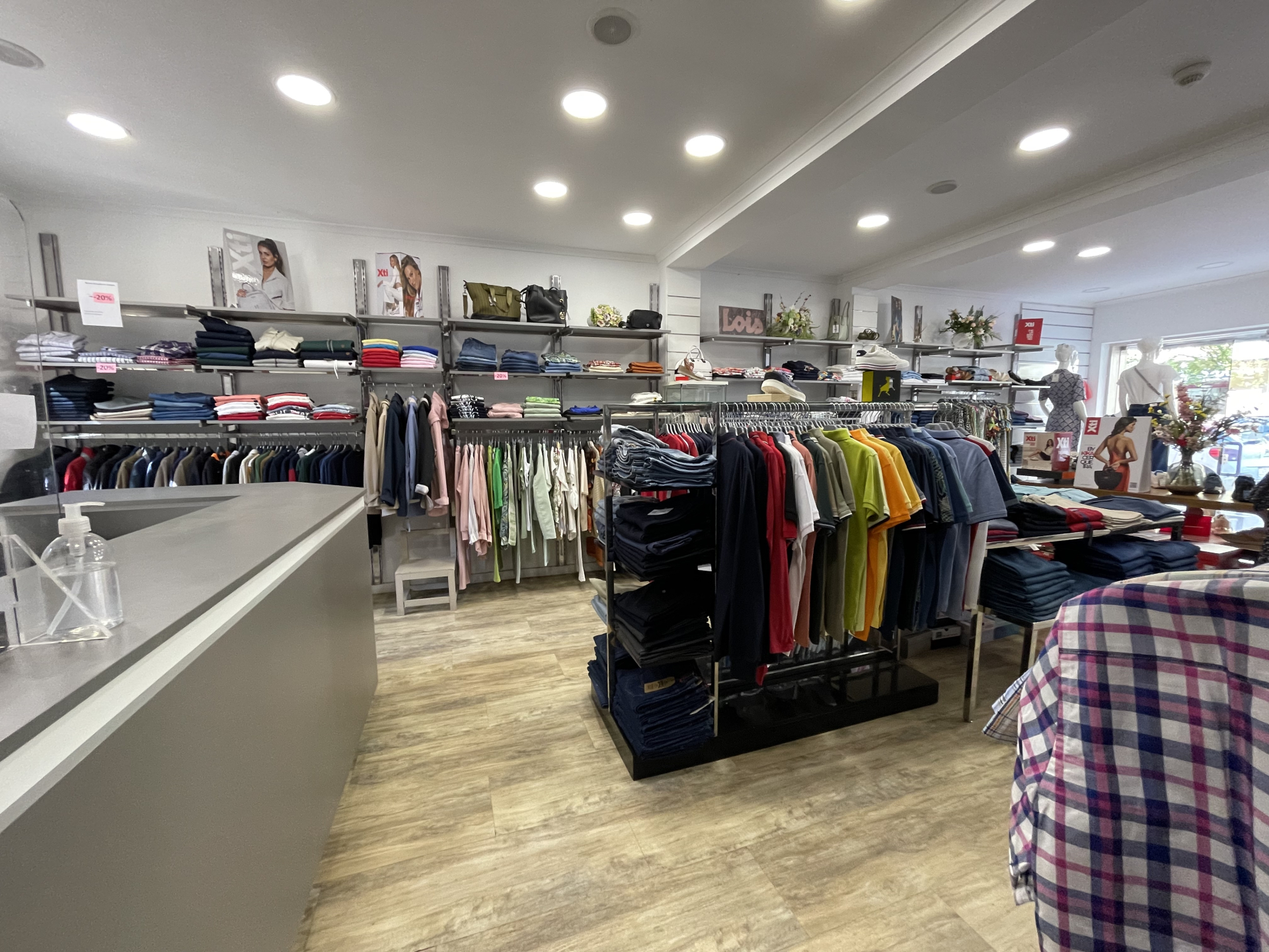 Store with 67 m2 in the center of Alverca