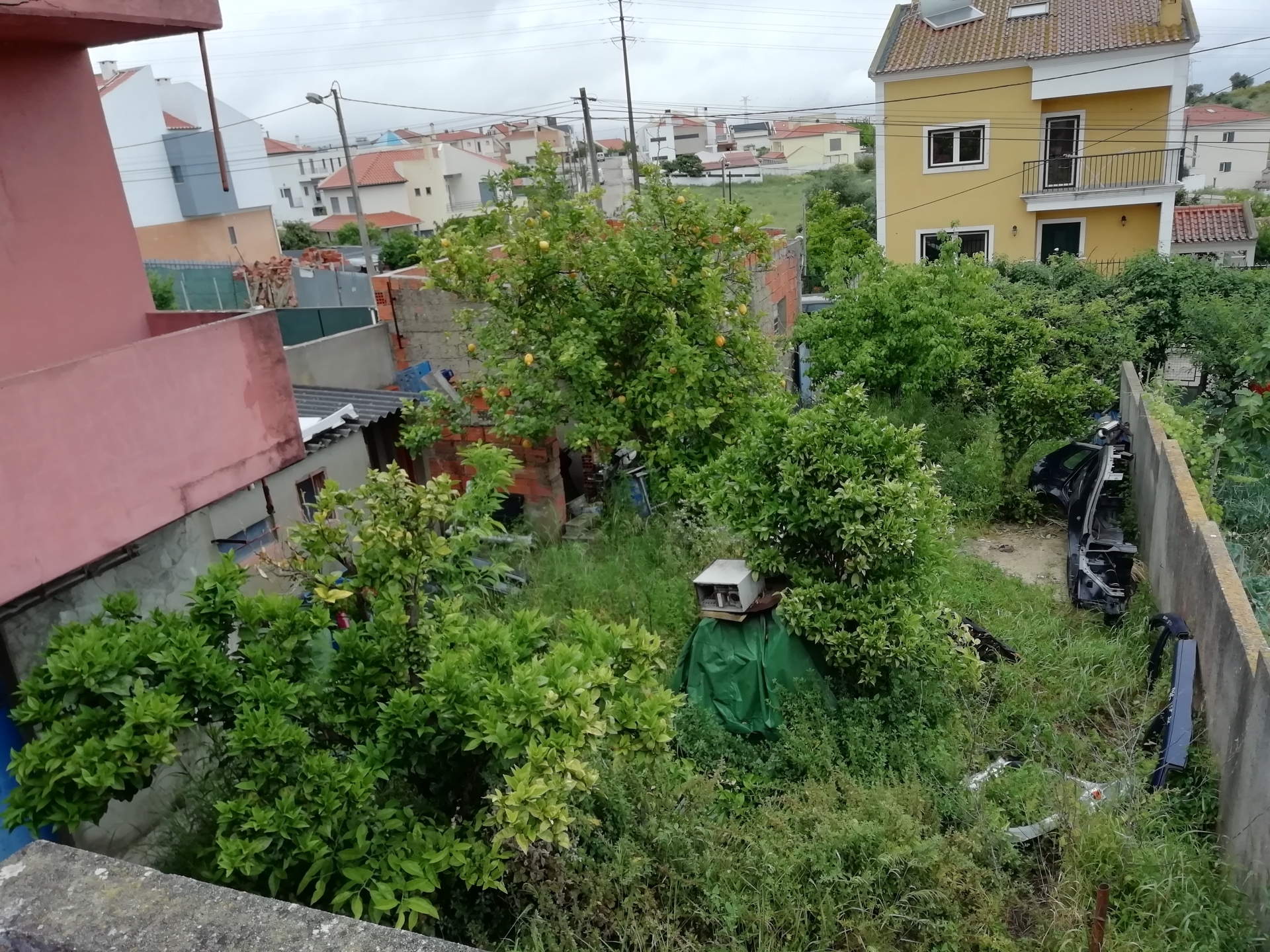 Lote de terreno para construção de moradia no Bairro da Salvação (Santa Iria de Azoia)