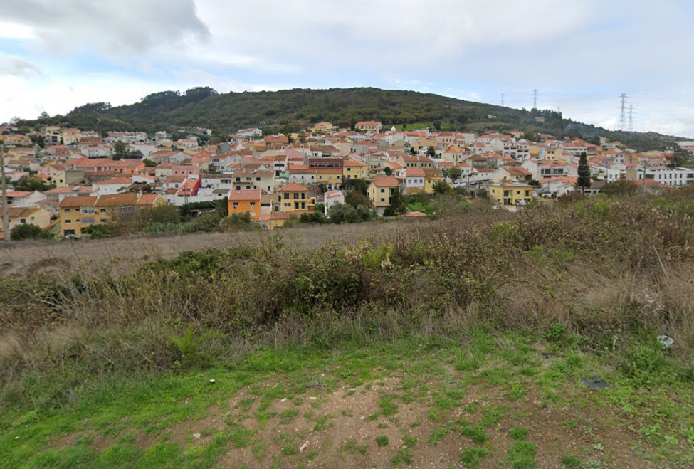 Terreno em Fanhões