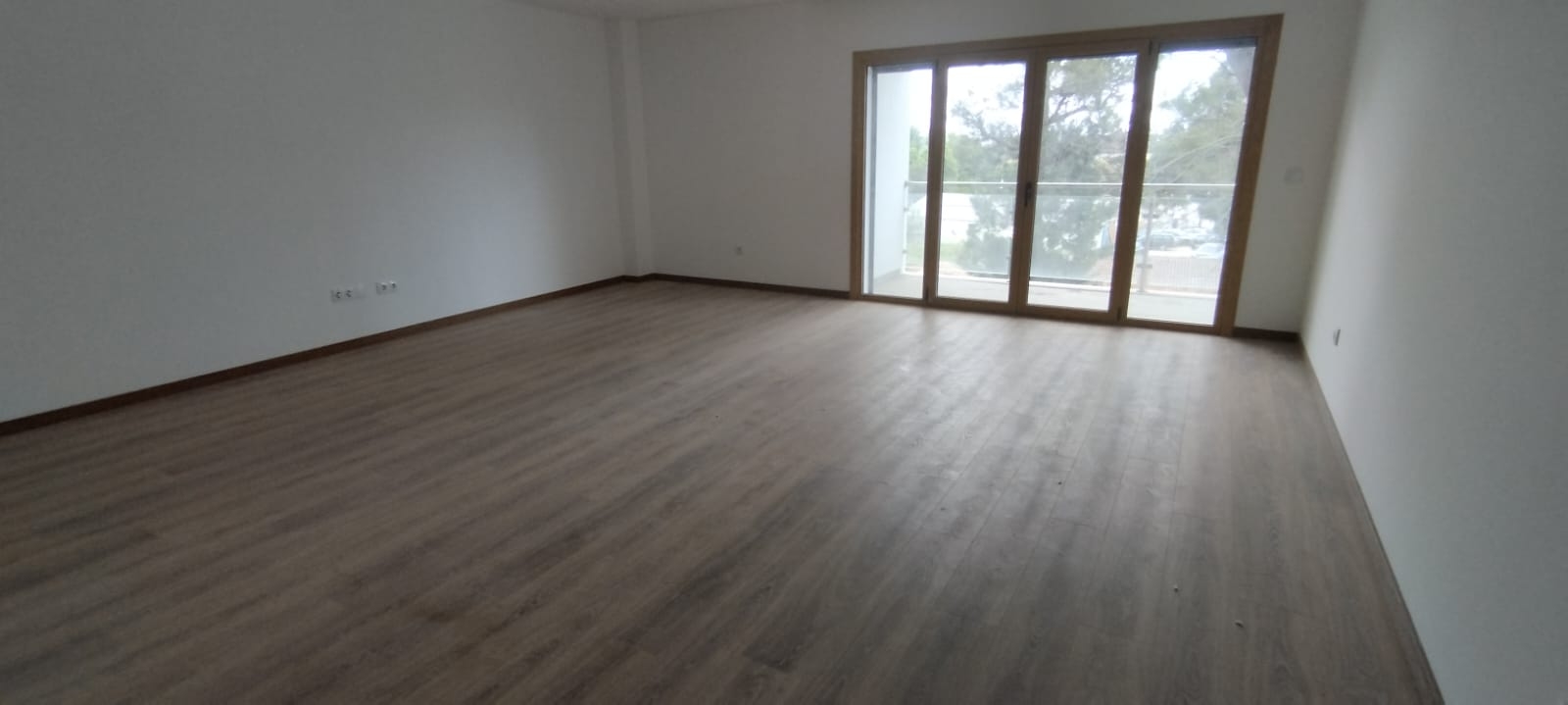 Apartamento T4 em Castanheira do Ribatejo