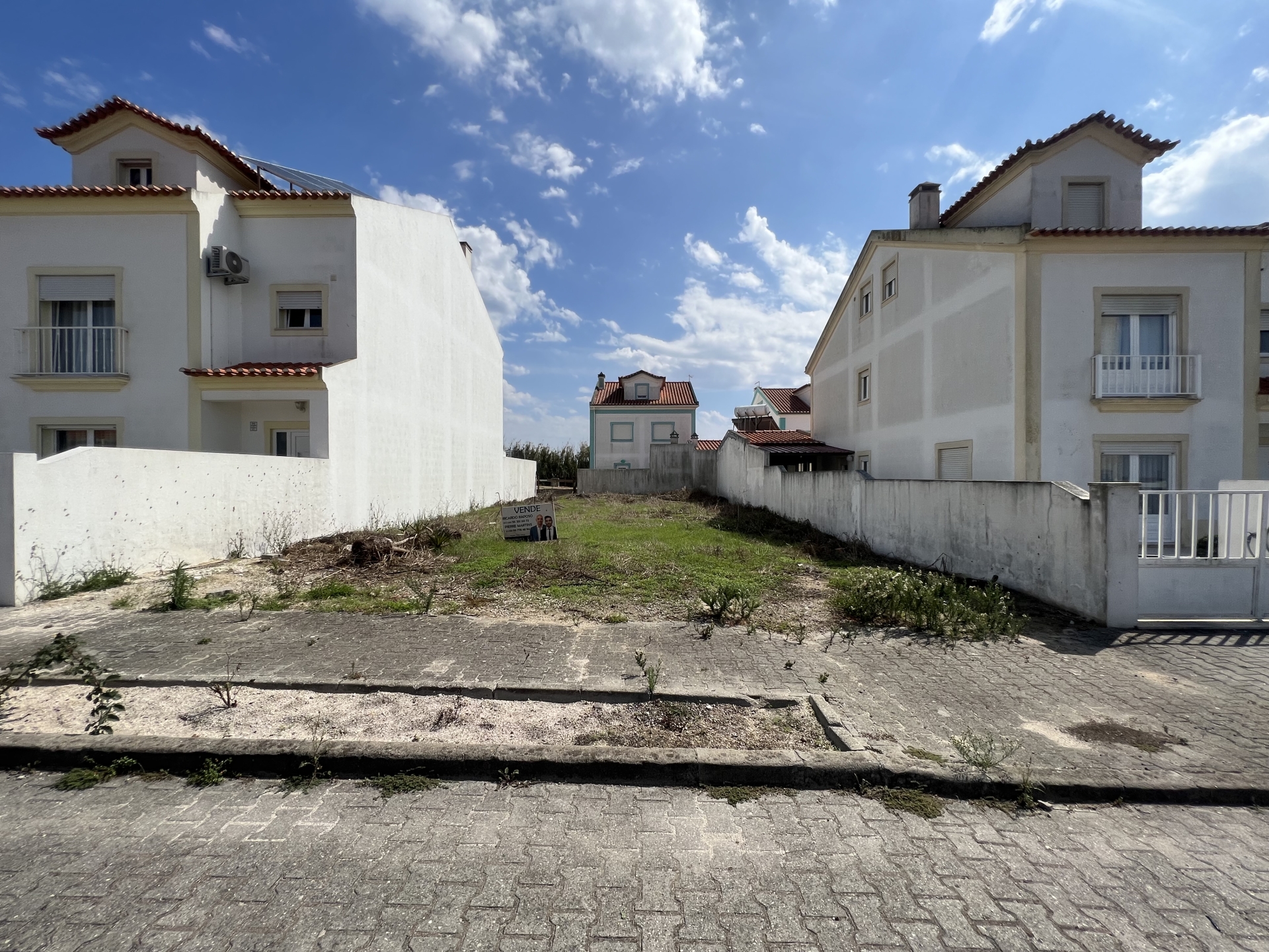 Terreno para Construção com Vista para o Pôr do Sol