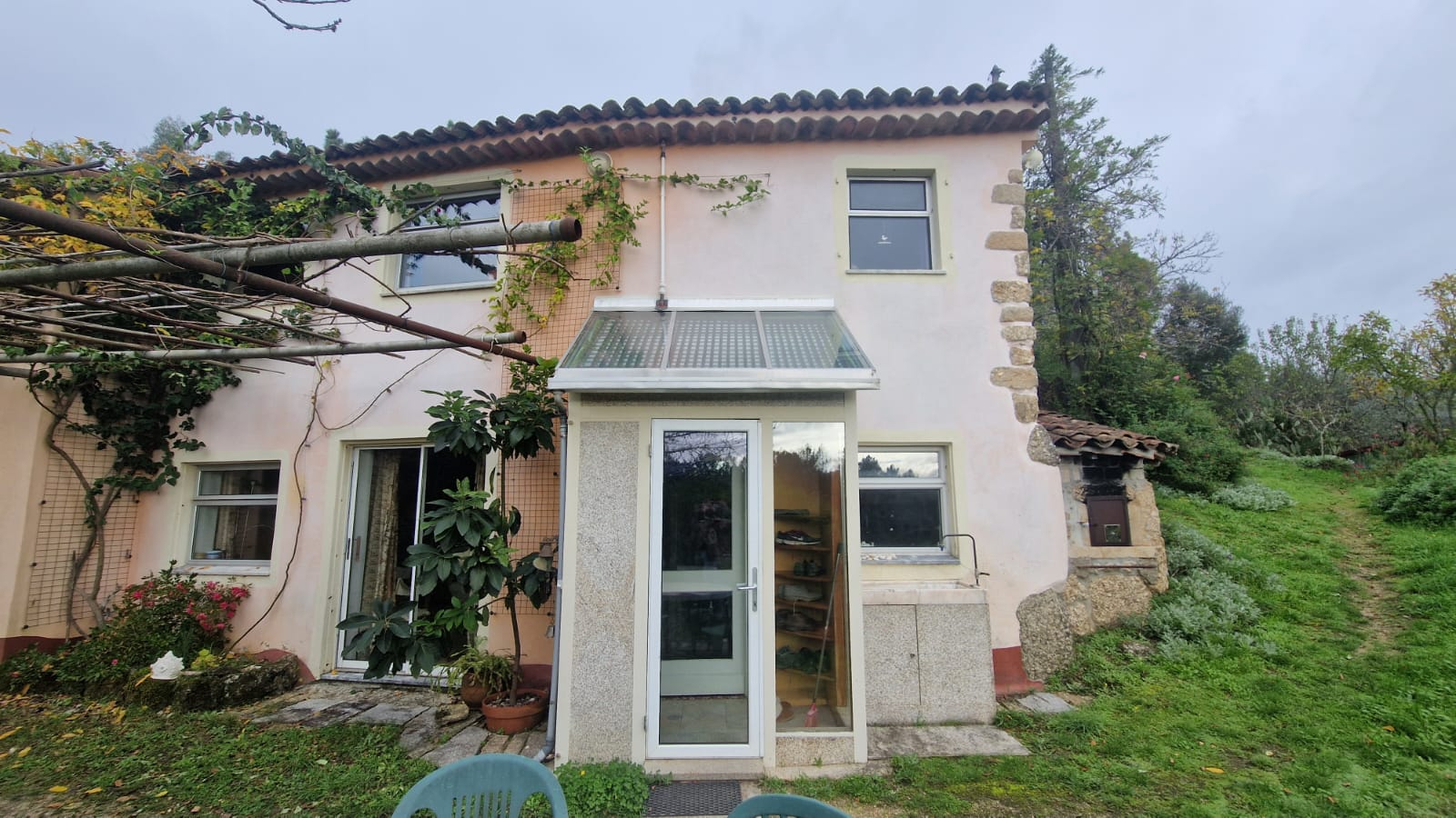 Detached farmhouse with land in Póvoa de Midões, Tábua