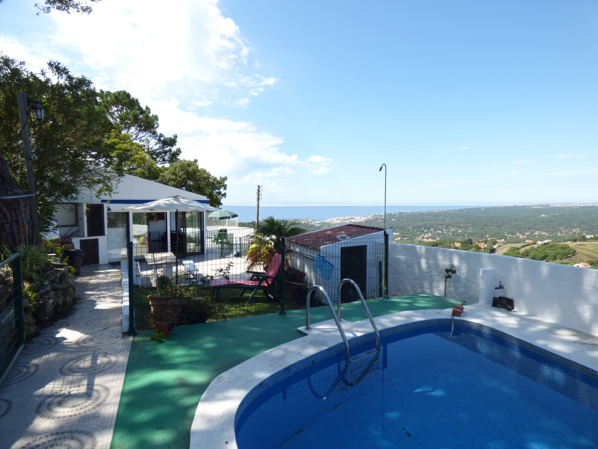 Renovated house with beautiful outdoor spaces.... It has a swimming pool and stunning sea views!