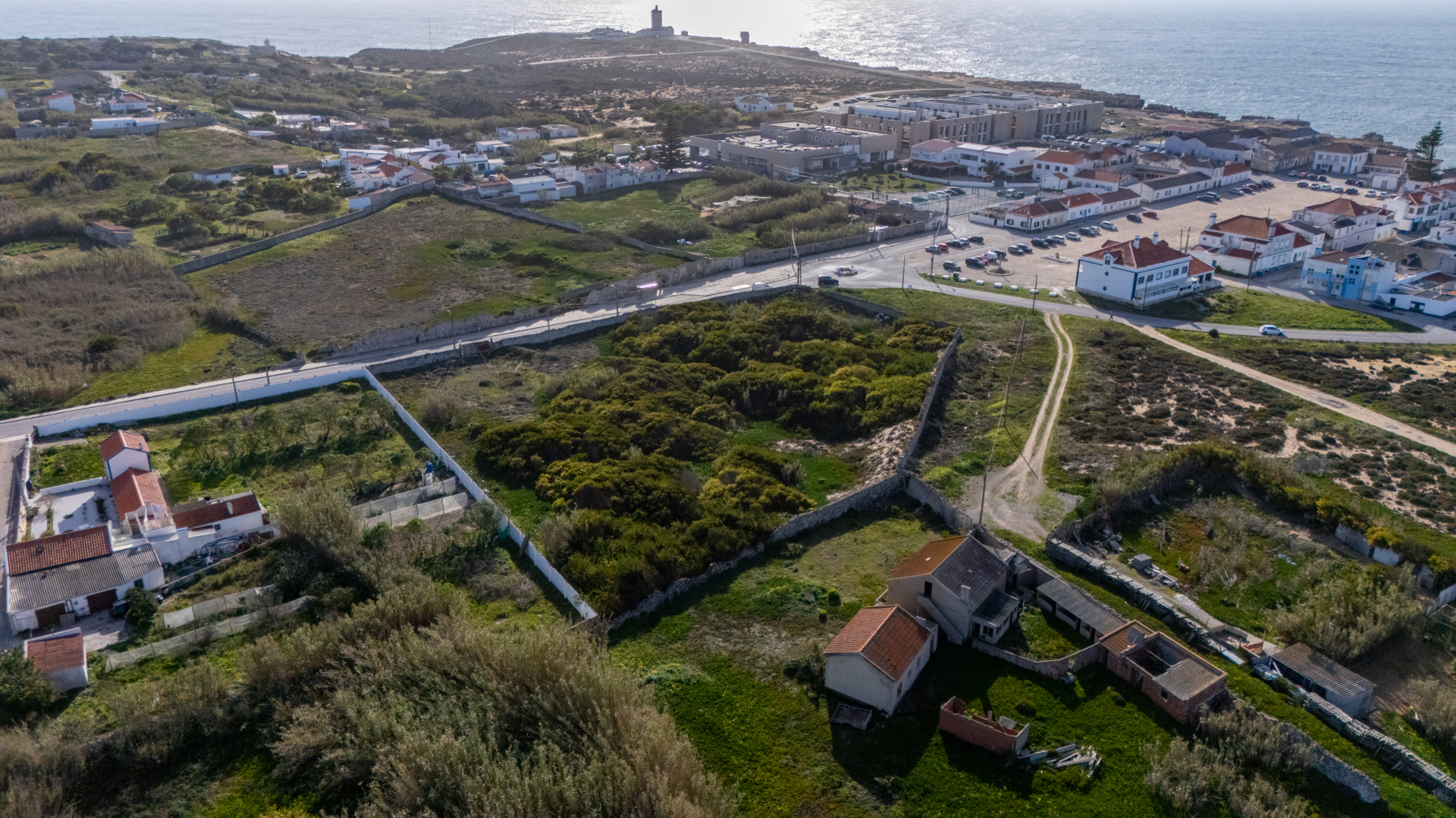 Terreno 6.000m2 com vista mar em Peniche