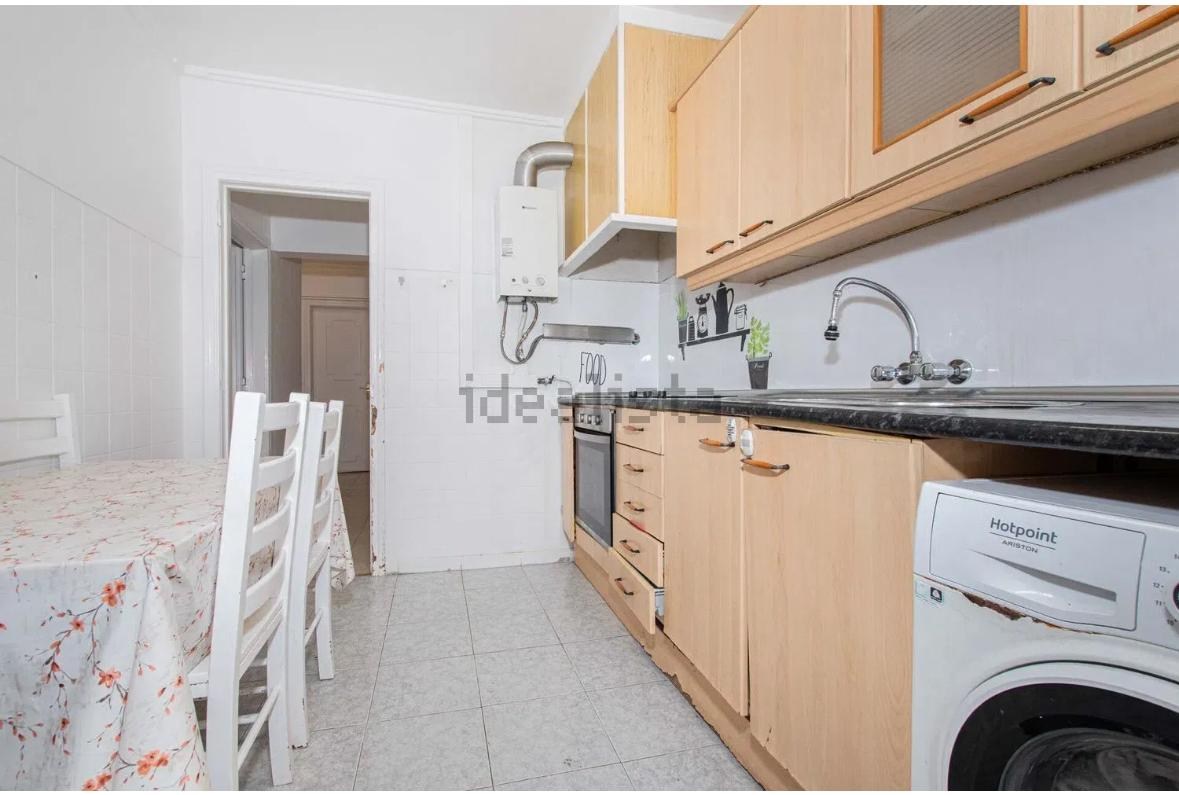 Apartamento T2 em Mem-Martins